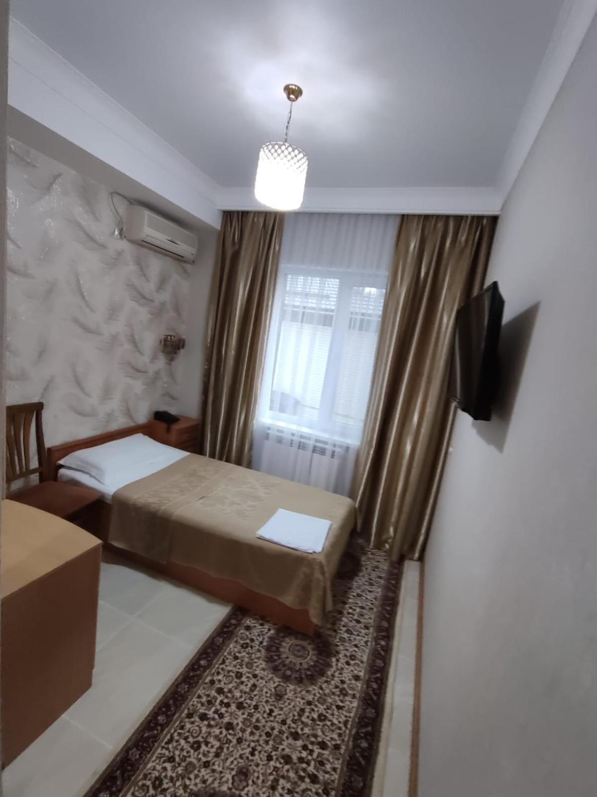 Gostinitsa Grand Hotel Къзълорда Екстериор снимка